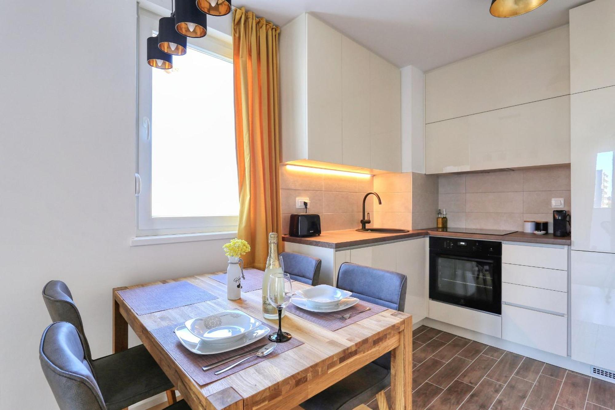 Apartamento Barbara With Private Parking In The Garage Zadar Exterior foto